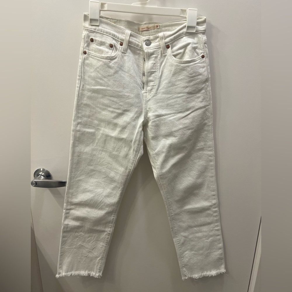 White Levi’s Wedgie Jeans; Excellent Condition